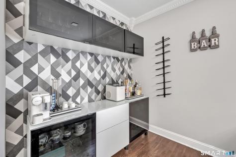 22 Second Avenue Danbury CT 06810