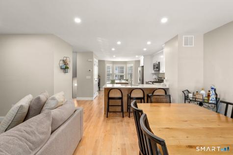 11 Summer Brook Way Seymour CT 06483
