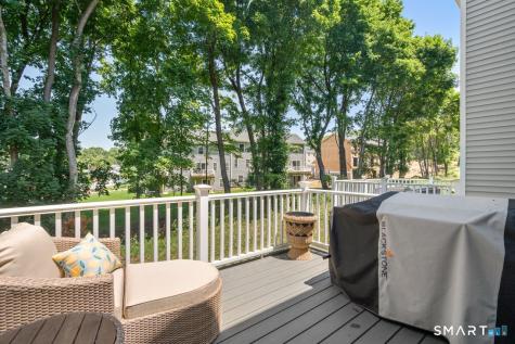 11 Summer Brook Way Seymour CT 06483