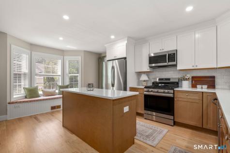 11 Summer Brook Way Seymour CT 06483