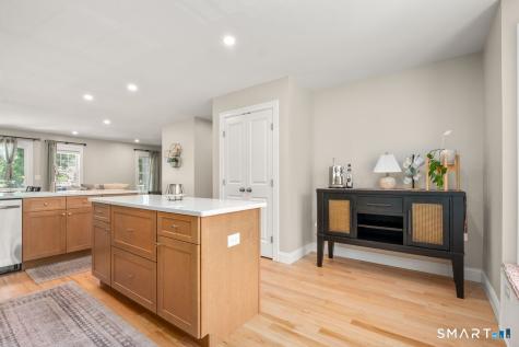 11 Summer Brook Way Seymour CT 06483