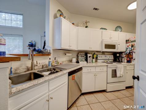 210 Carriage Crossing Lane Middletown CT 06457
