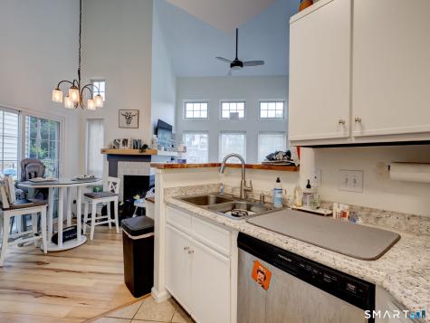 210 Carriage Crossing Lane Middletown CT 06457