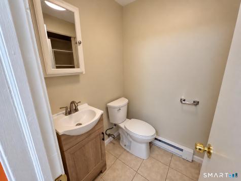 20 Comstock Avenue Essex CT 06442