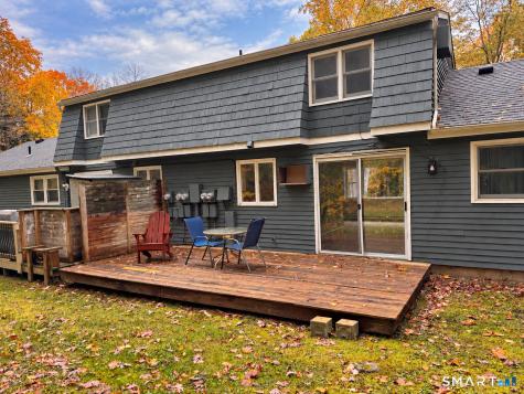 20 Comstock Avenue Essex CT 06442
