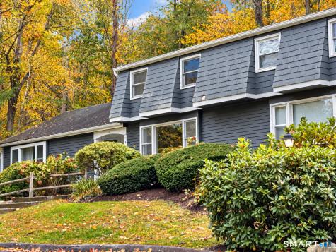 20 Comstock Avenue Essex CT 06442