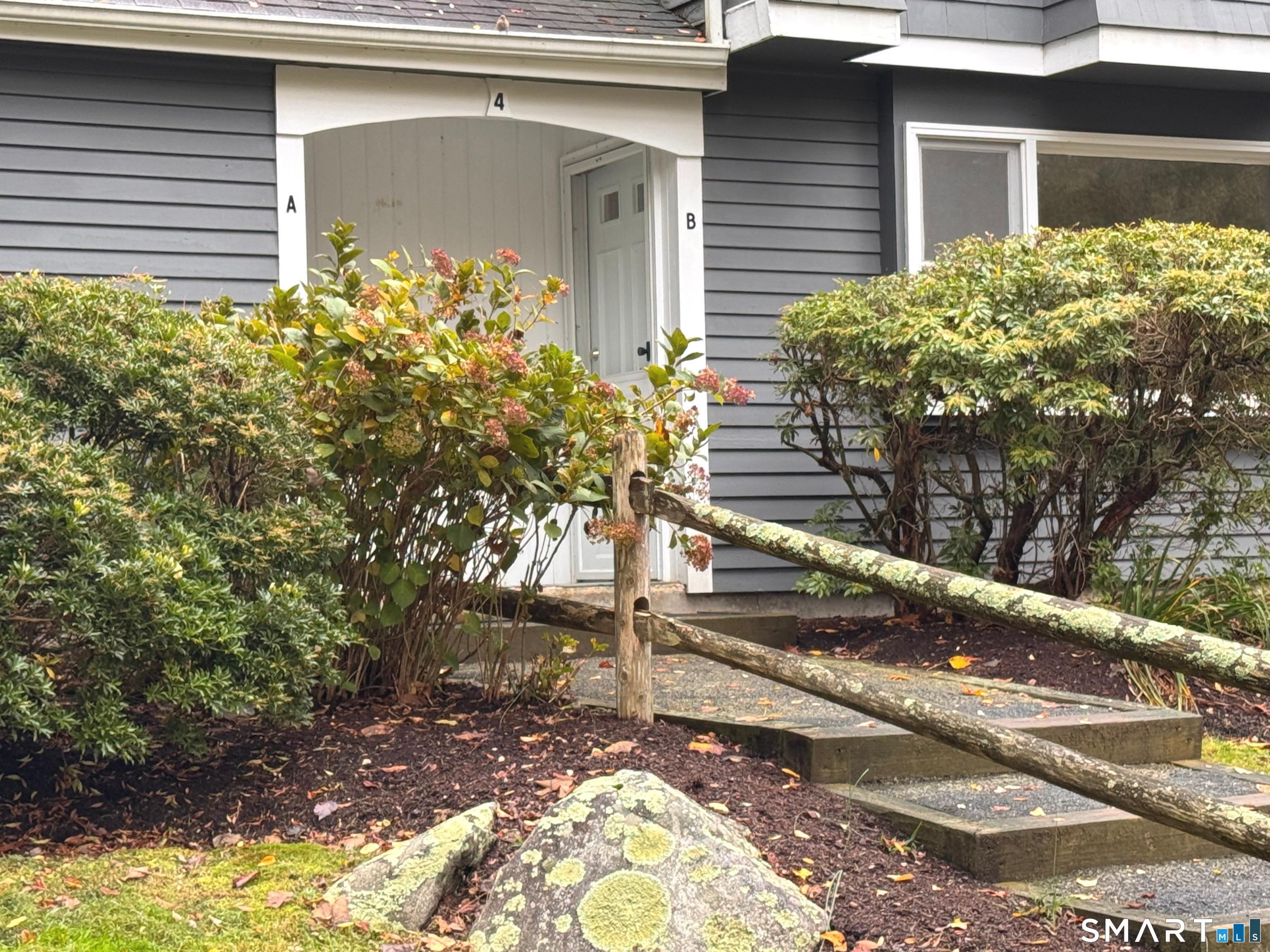20 Comstock Avenue Essex CT 06442