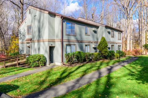6 Tulip Tree Lane Brookfield CT 06851