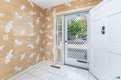 16 Tunxis Village Farmington CT 06032