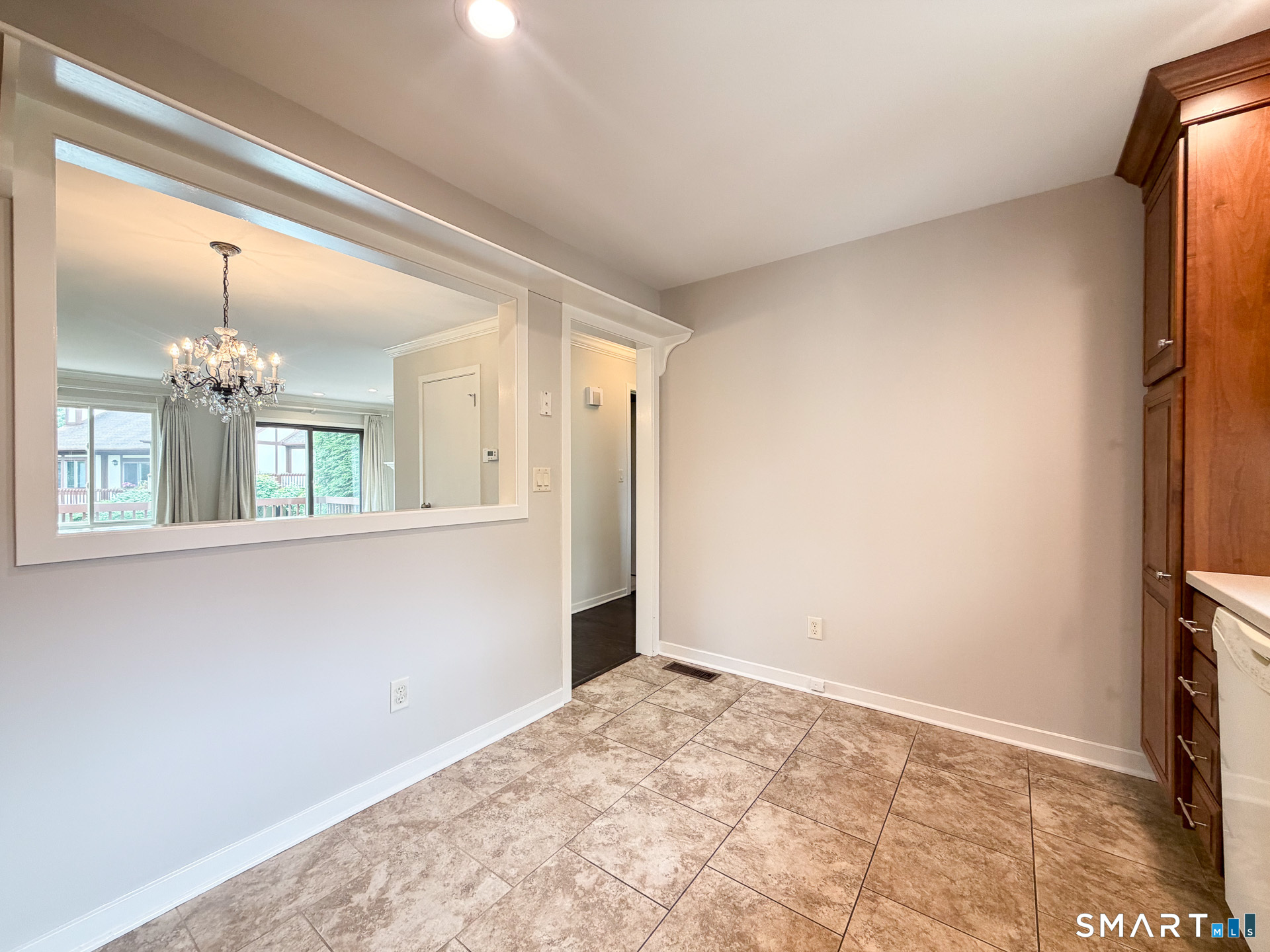 690 Forest Road West Haven CT 06516