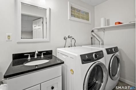 148 Conestoga Way Glastonbury CT 06033
