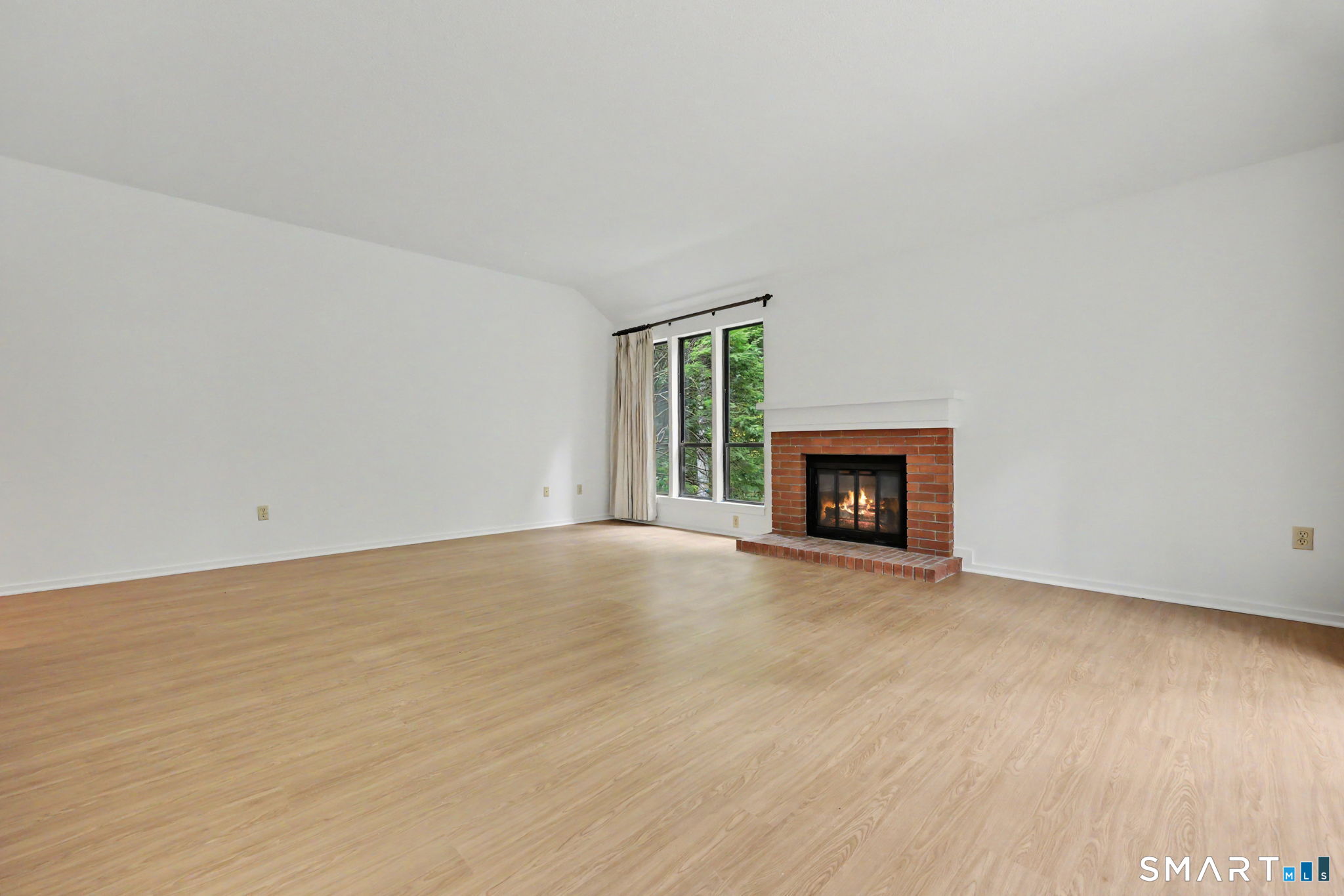 4 Heritage Crest Southbury CT 06488
