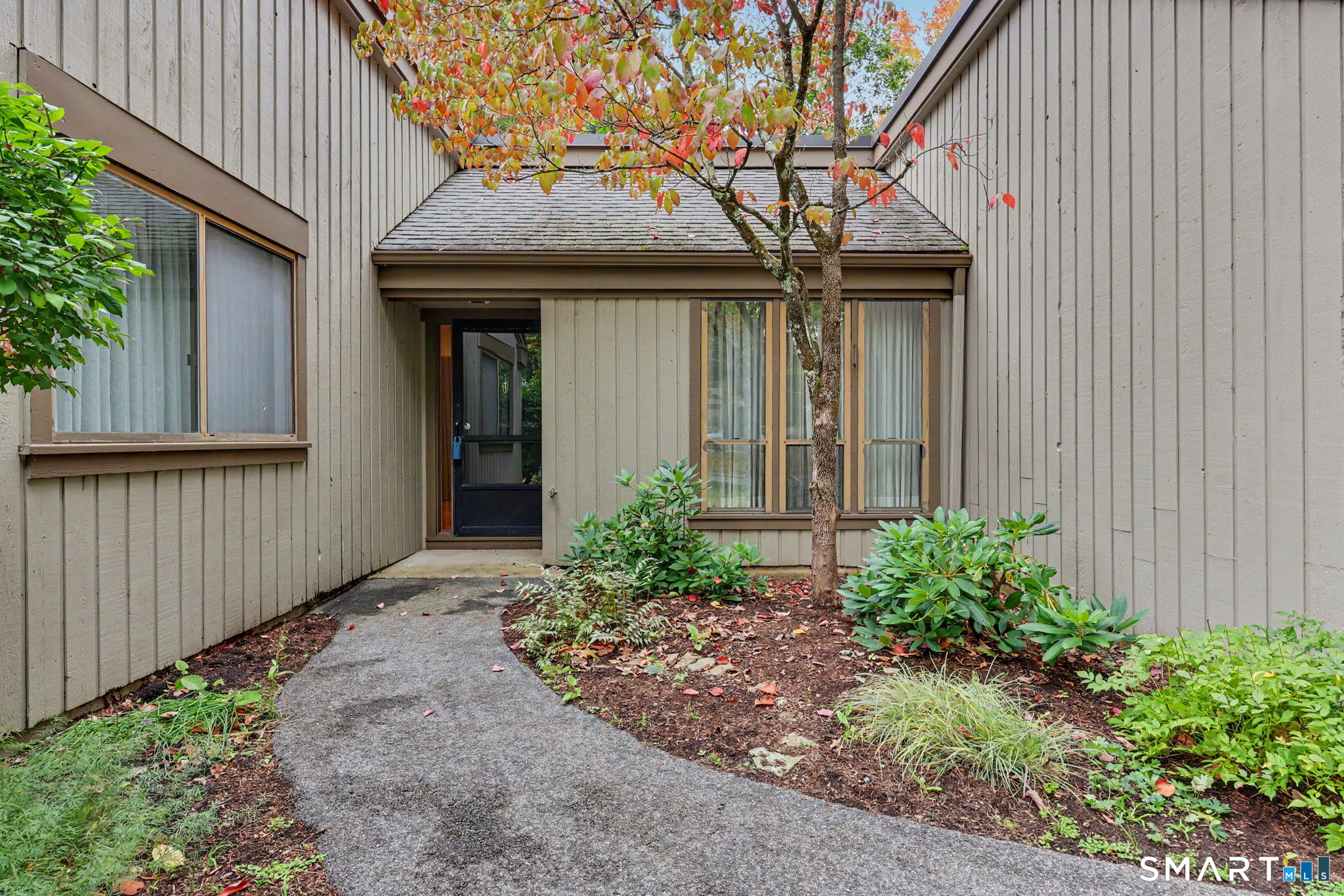 4 Heritage Crest Southbury CT 06488