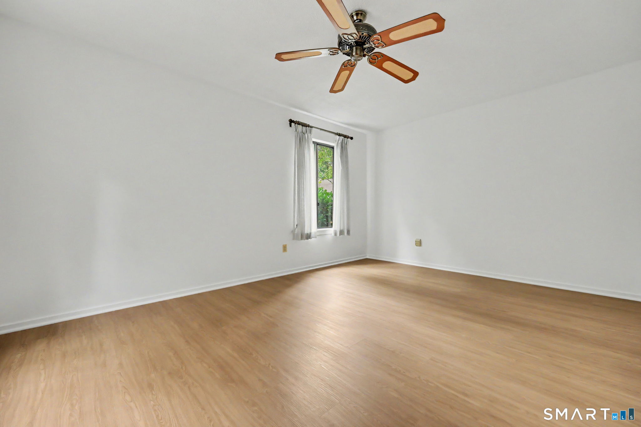 4 Heritage Crest Southbury CT 06488