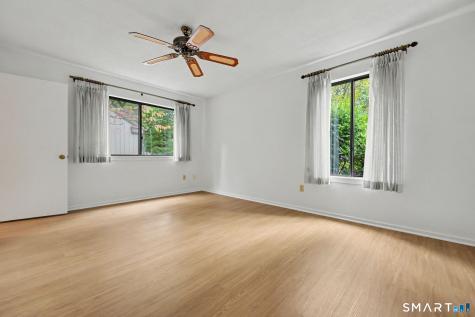 4 Heritage Crest Southbury CT 06488