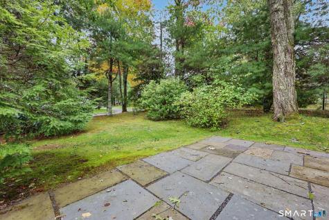 4 Heritage Crest Southbury CT 06488