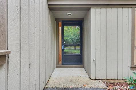 4 Heritage Crest Southbury CT 06488