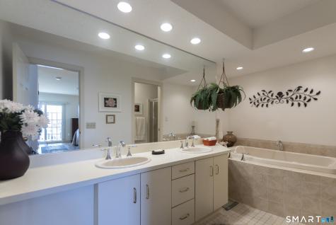 55 Blackmount Court Fairfield CT 06825