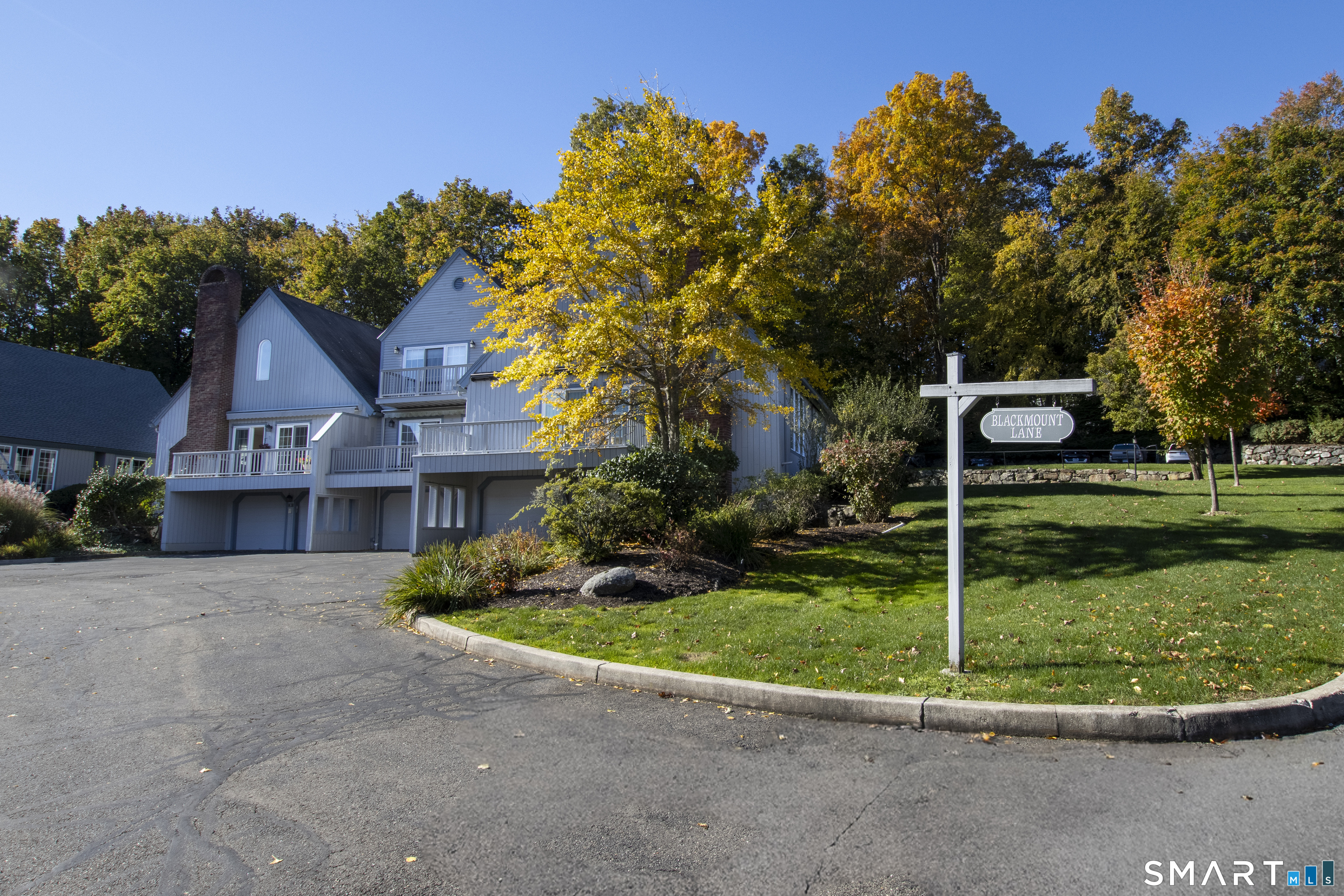 55 Blackmount Court Fairfield CT 06825