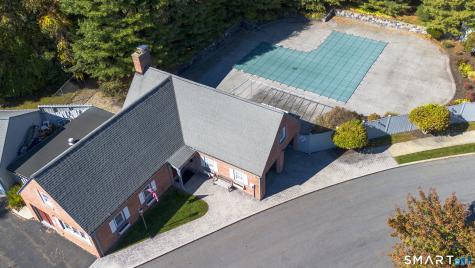 55 Blackmount Court Fairfield CT 06825