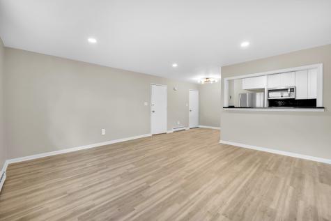 113 Niles Hill Road New London CT 06320