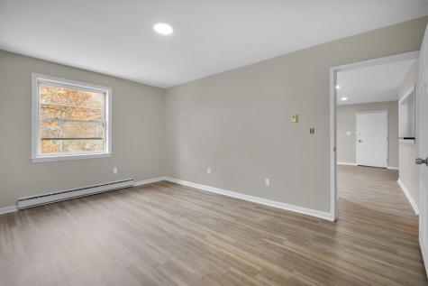 113 Niles Hill Road New London CT 06320