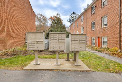 113 Niles Hill Road New London CT 06320