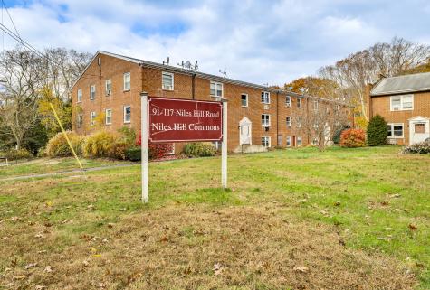 113 Niles Hill Road New London CT 06320