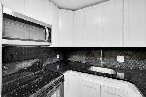 113 Niles Hill Road New London CT 06320