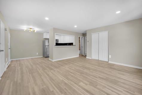 113 Niles Hill Road New London CT 06320