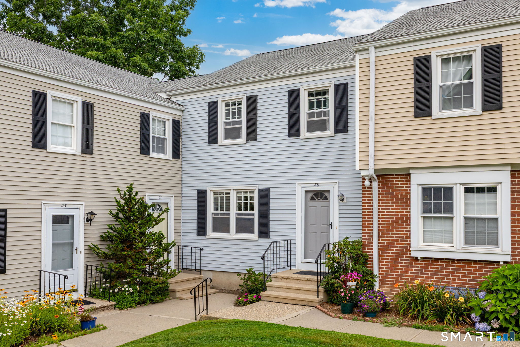 39 Tapping Reeve Village Litchfield CT 06759