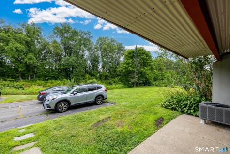 39 Tapping Reeve Village Litchfield CT 06759