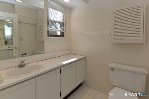 955 Heritage Village Southbury CT 06488