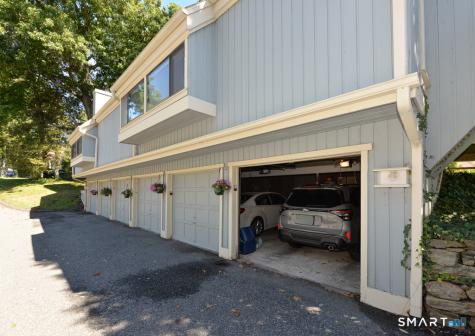 955 Heritage Village Southbury CT 06488
