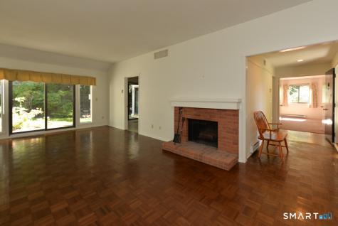 955 Heritage Village Southbury CT 06488