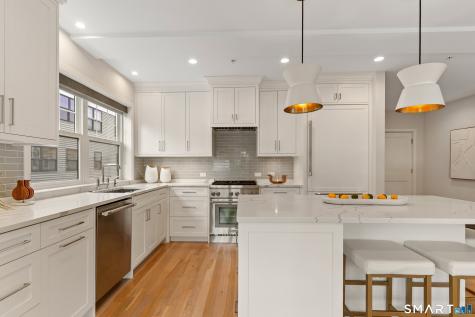 29 Beaumont Street Fairfield CT 06824