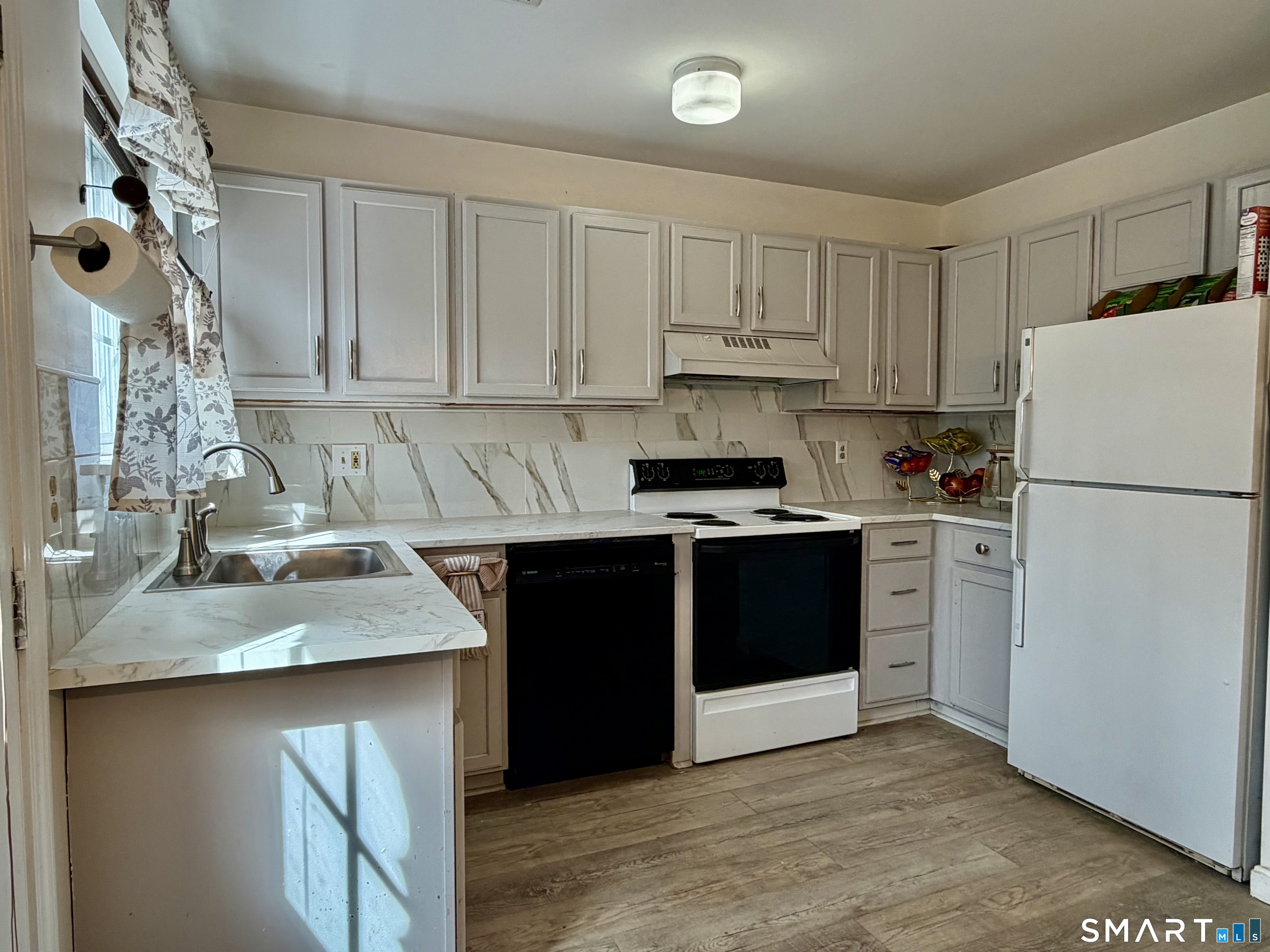 310 Boston Post Road Waterford CT 06385