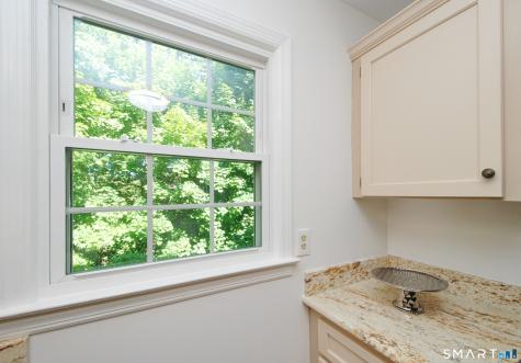 33 East Hills Drive New Canaan CT 06840
