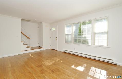 33 East Hills Drive New Canaan CT 06840