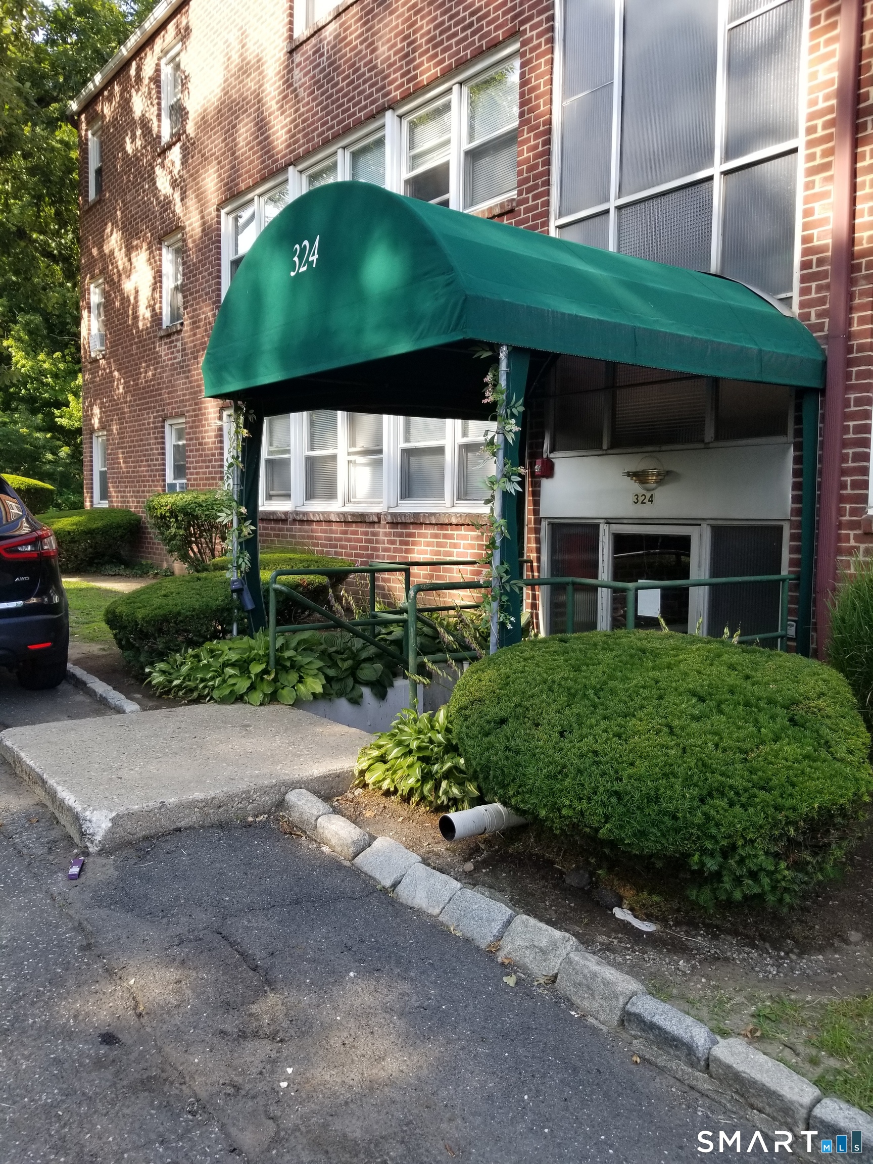 324 Strawberry Hill Avenue Norwalk CT 06851