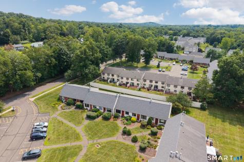 21 Dannys Way Wallingford CT 06492