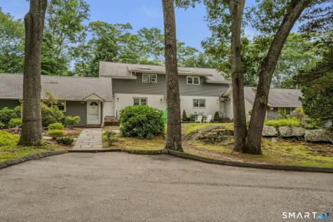15 Sunset Terrace Essex CT 06426