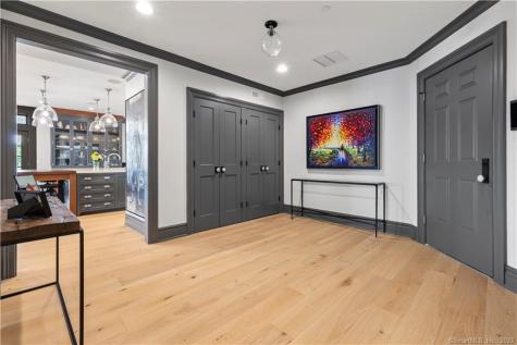 66 High Street Guilford CT 06437