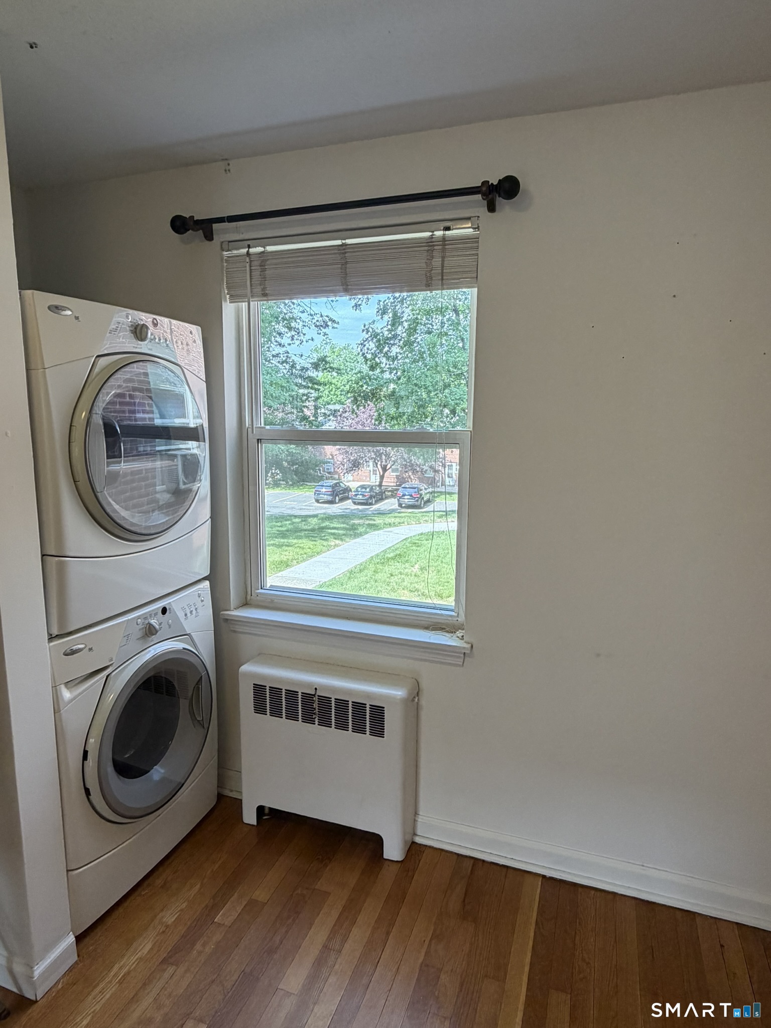 61 Arnold Way West Hartford CT 06119