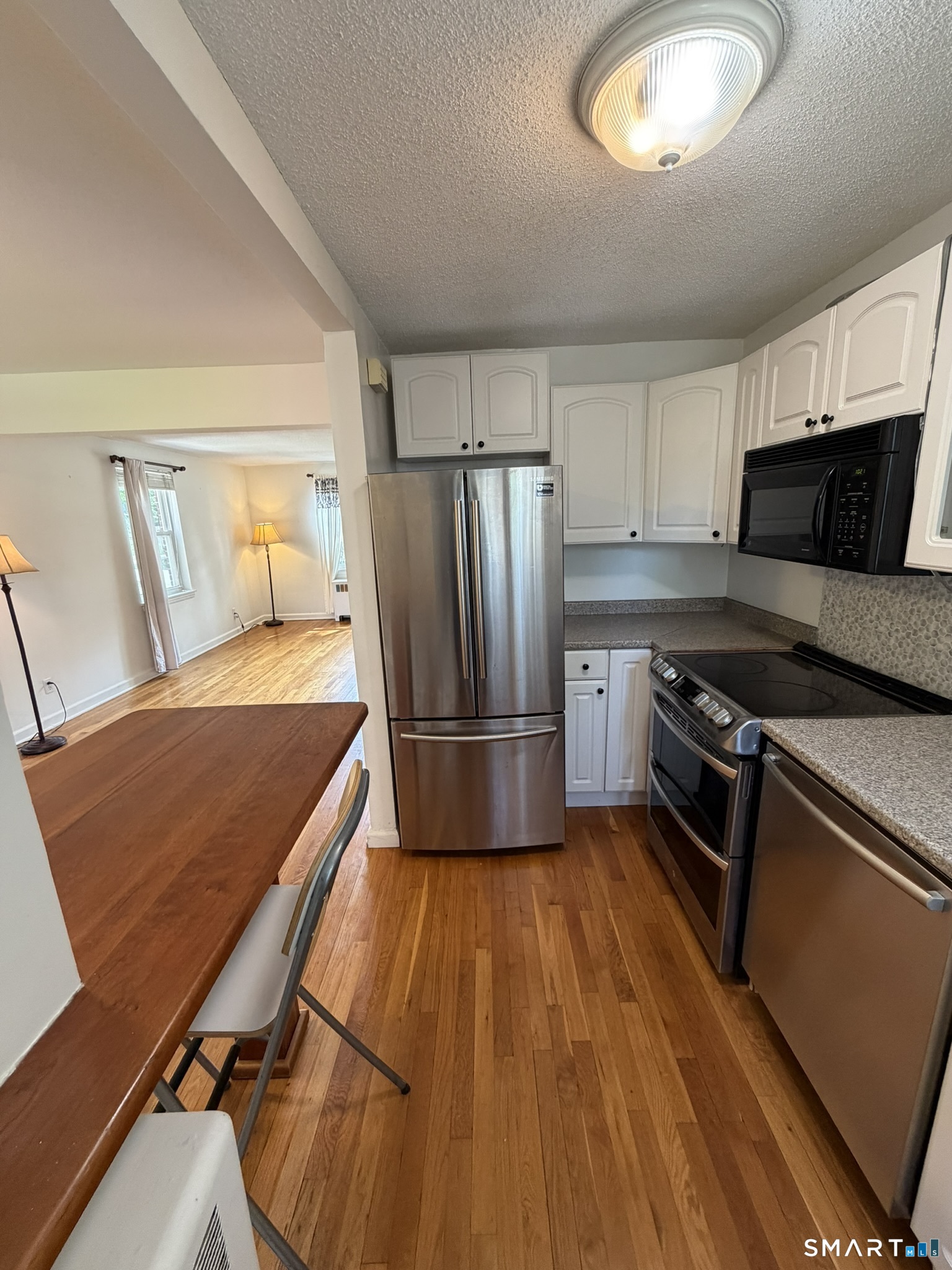 61 Arnold Way West Hartford CT 06119