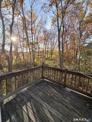 527 West Thames Street Norwich CT 06360