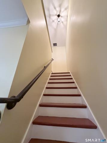 527 West Thames Street Norwich CT 06360