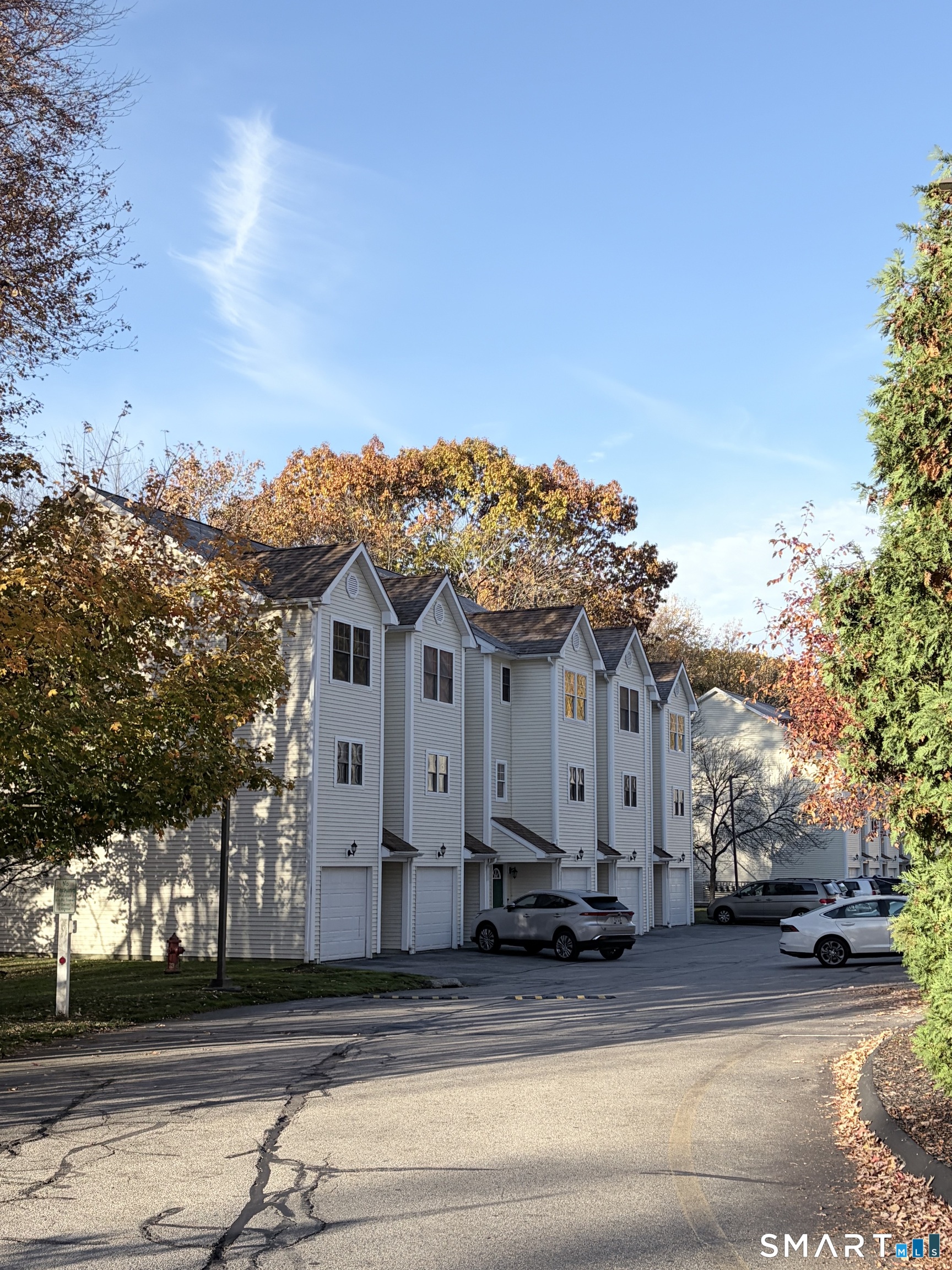 527 West Thames Street Norwich CT 06360