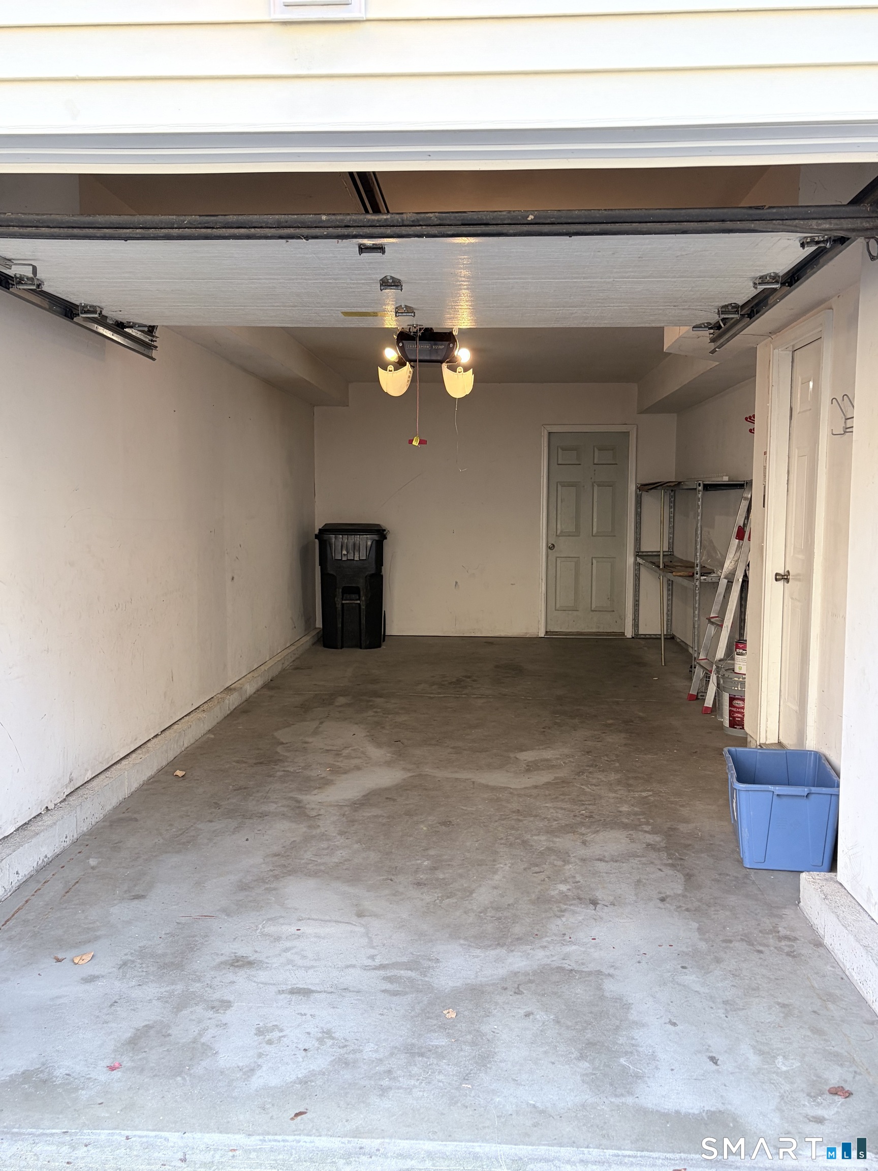 527 West Thames Street Norwich CT 06360