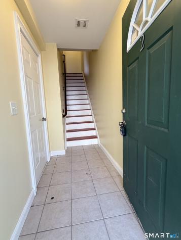 527 West Thames Street Norwich CT 06360